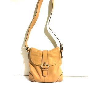 Coach vintage beige leather crossbody handbag